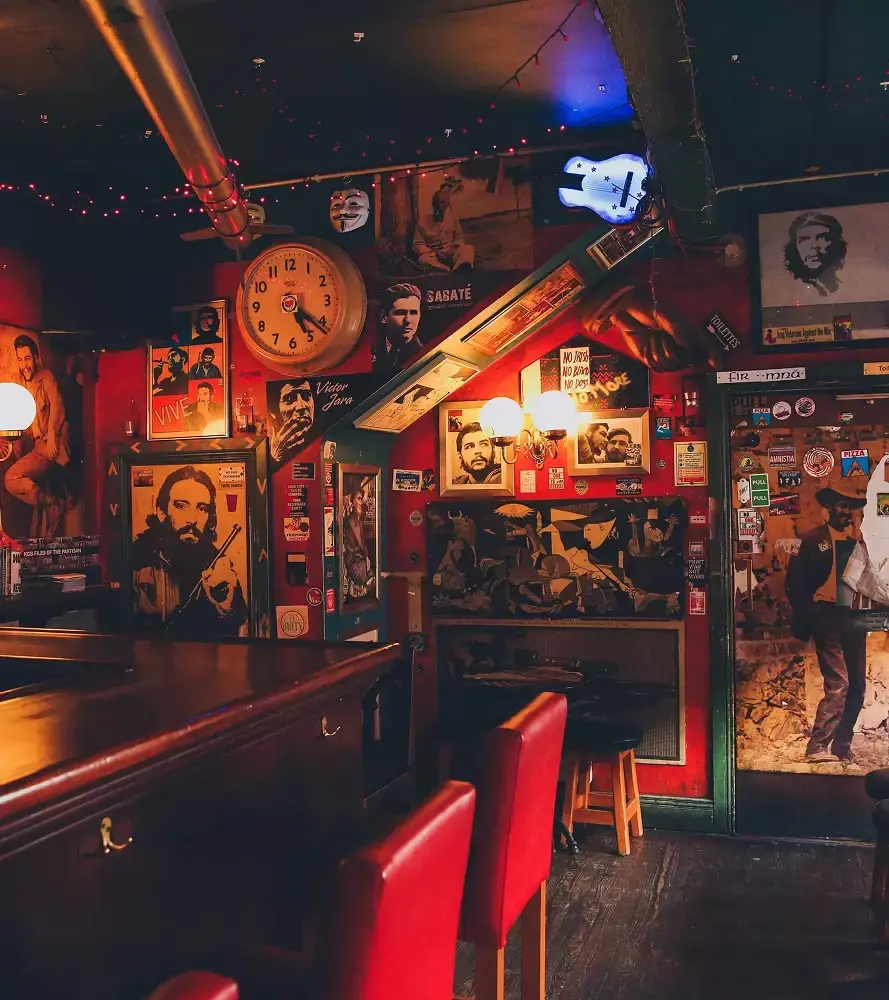 Café, Pub & Brasserie